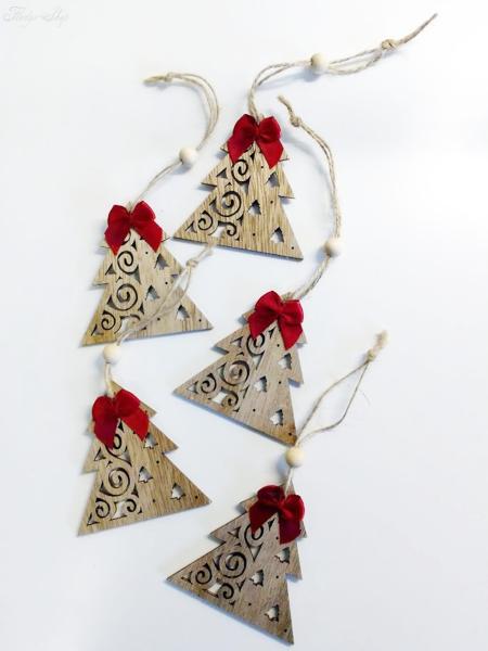 Christbaum Holzanhänger mit Schleife